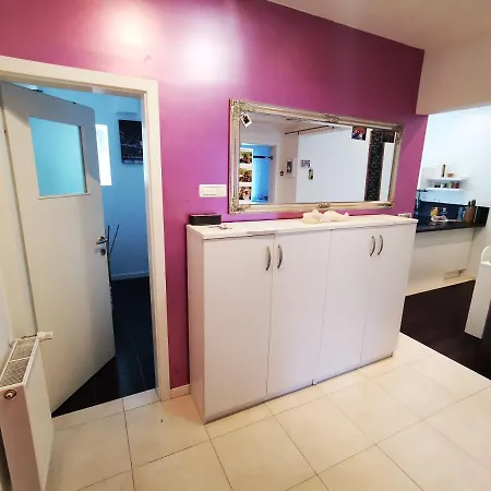 Appartement Cozy Place, Best Location, Wifi, Free Parking, Netflix... *