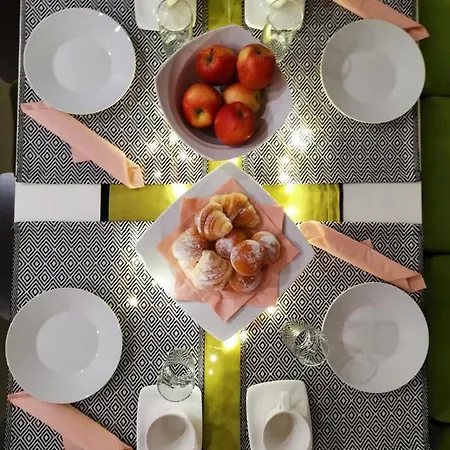 Cozy Place, Best Location, Wifi, Free Parking, Netflix... * Liubliana